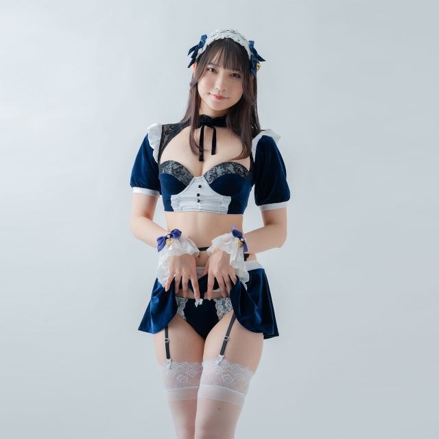 Velvet Valet（ベルベットバレット）/メイド風ベロアセットアップ